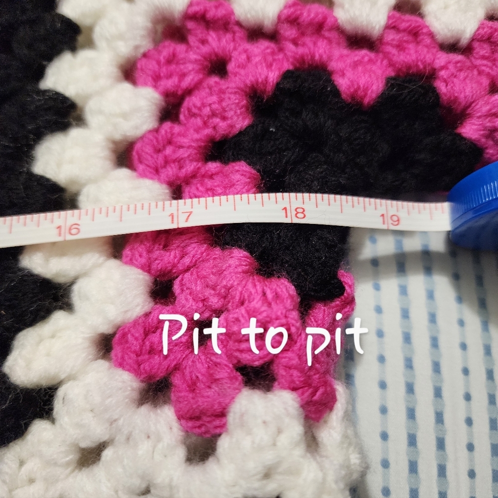 Child's Hexagon Cardigan - Picture 6 of 8